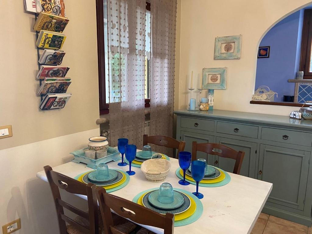Villa Antonella Castellina Marittima Szoba fotó